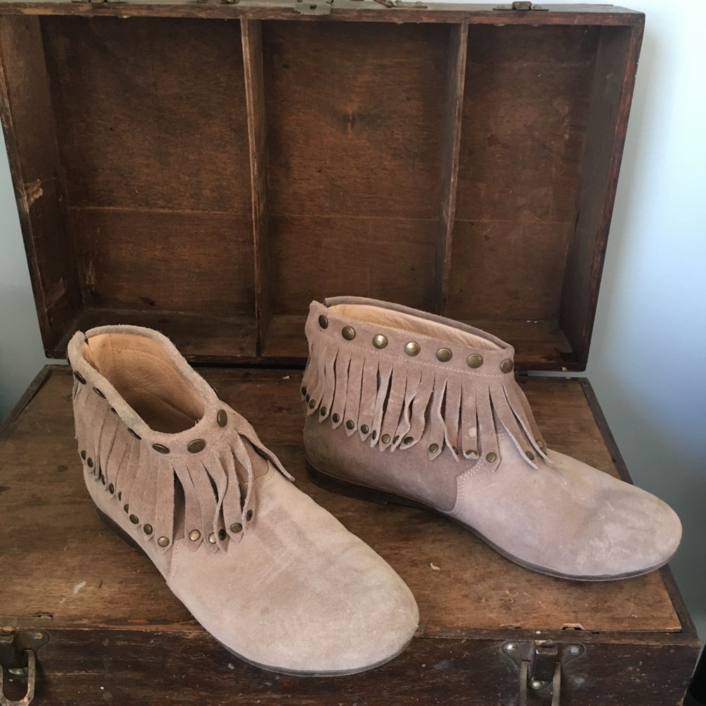 Anine Bing Fringe Moccasins. Sz6. Like new. EUC